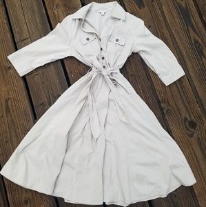 Trenchcoat dress
